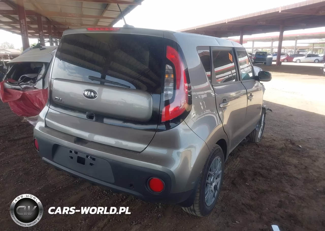 2017 Kia Soul VIN:KNDJN2A2XH7472629 - 4