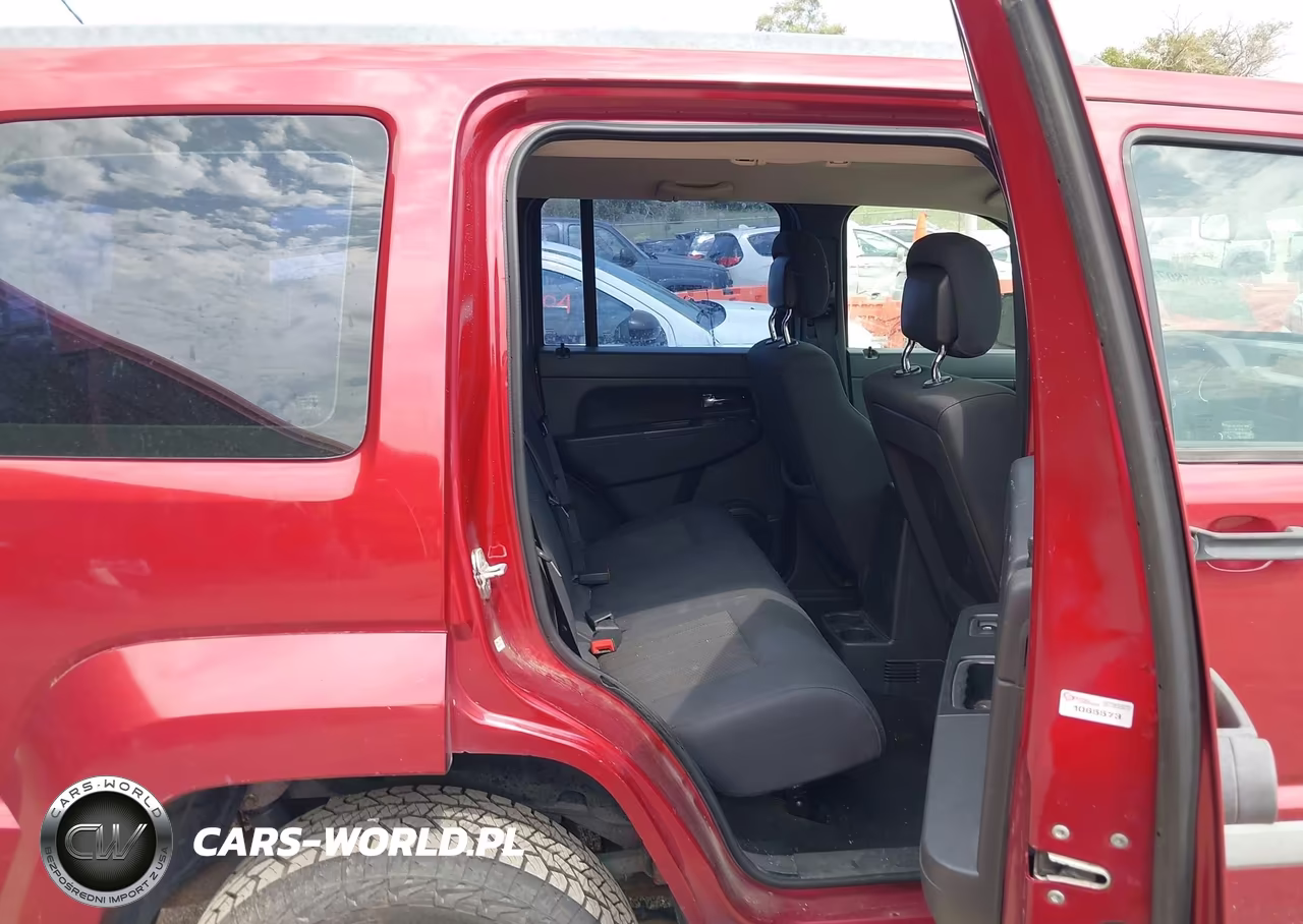 2011 Jeep Liberty Sport VIN:1J4PN2GK8BW523540 - 8