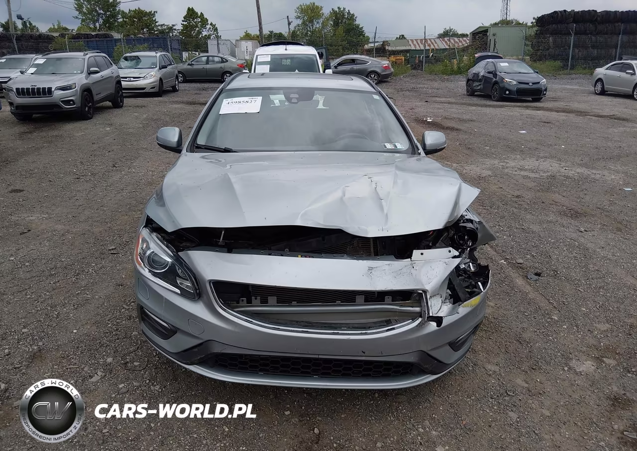 2018 Volvo V60 T5 Dynamic VIN:YV140MSL9J2403247 - 12