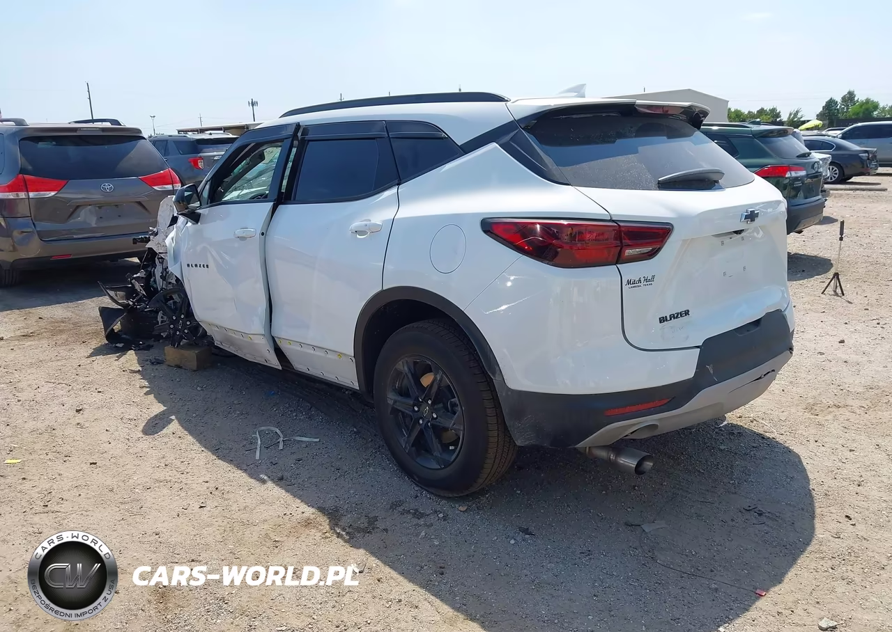 2023 Chevrolet Blazer Fwd 2Lt VIN:3GNKBCR45PS195100 - 3