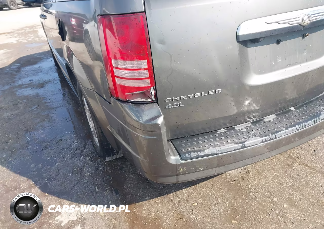2010 Chrysler Town & Country Touring VIN:2A4RR5DX5AR240227 - 14