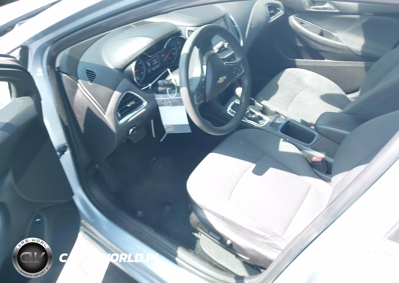 2018 Chevrolet Cruze Lt Auto VIN:1G1BE5SM2J7104241 - 18