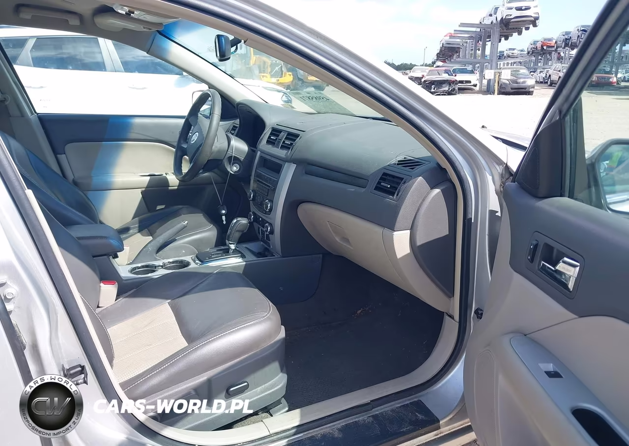 2010 Mercury Milan Premier VIN:3MEHM0CG7AR662898 - 5