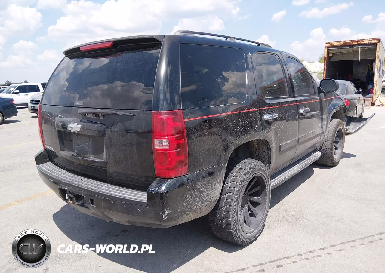 2011 Chevrolet Tahoe Ls VIN:1GNSCAE0XBR335920 - 4