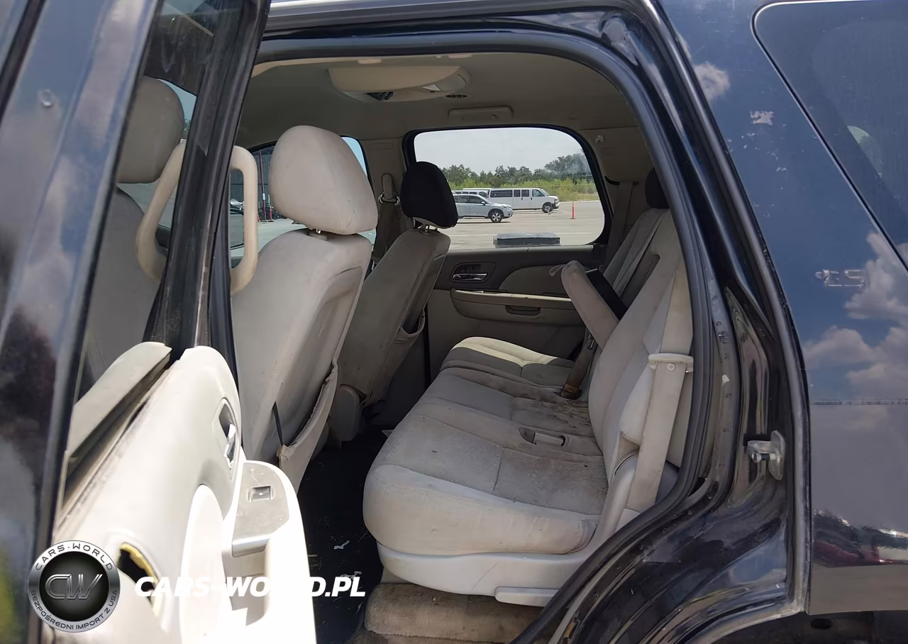 2011 Chevrolet Tahoe Ls VIN:1GNSCAE0XBR335920 - 8