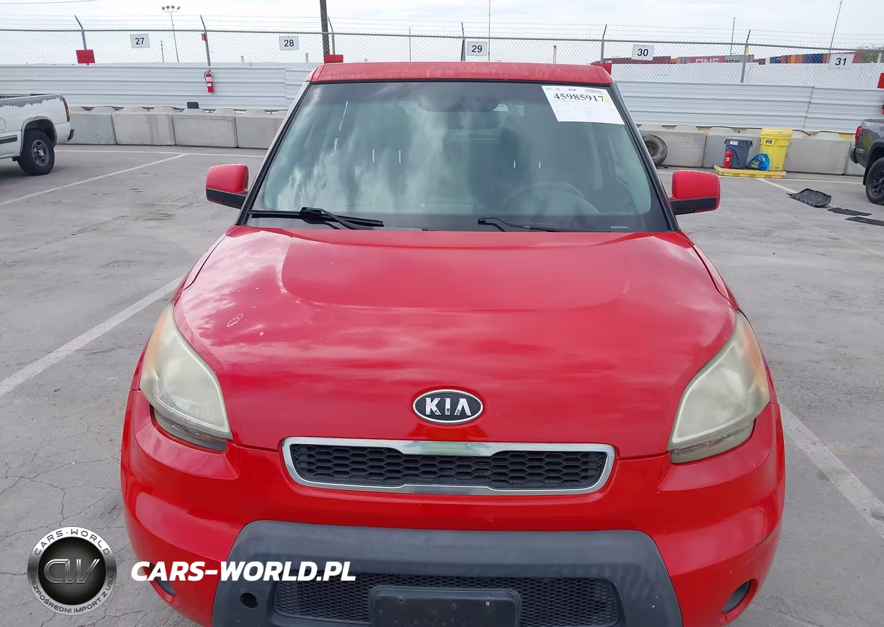 2011 Kia Soul + VIN:KNDJT2A20B7317665 - 12
