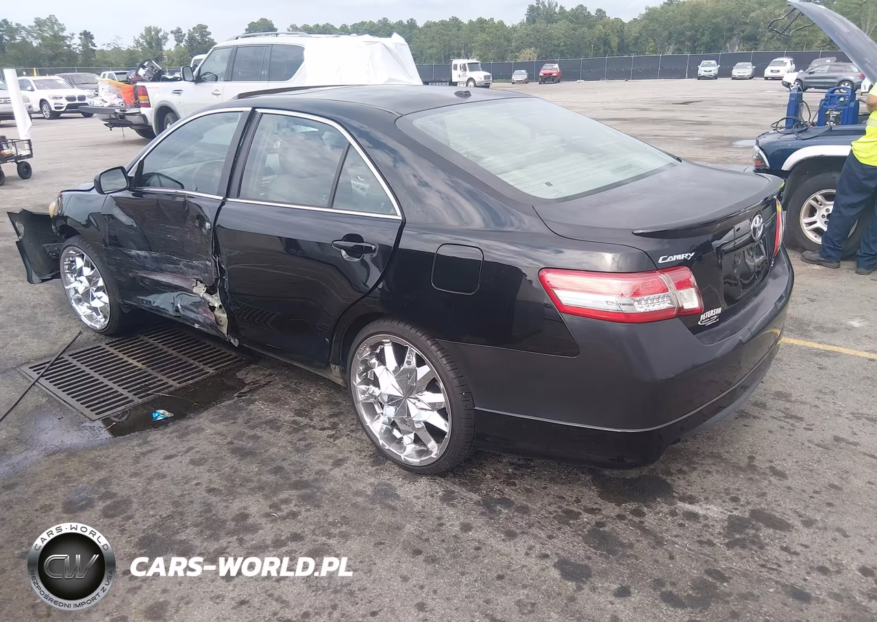 2011 Toyota Camry Se VIN:4T1BF3EKXBU736745 - 3
