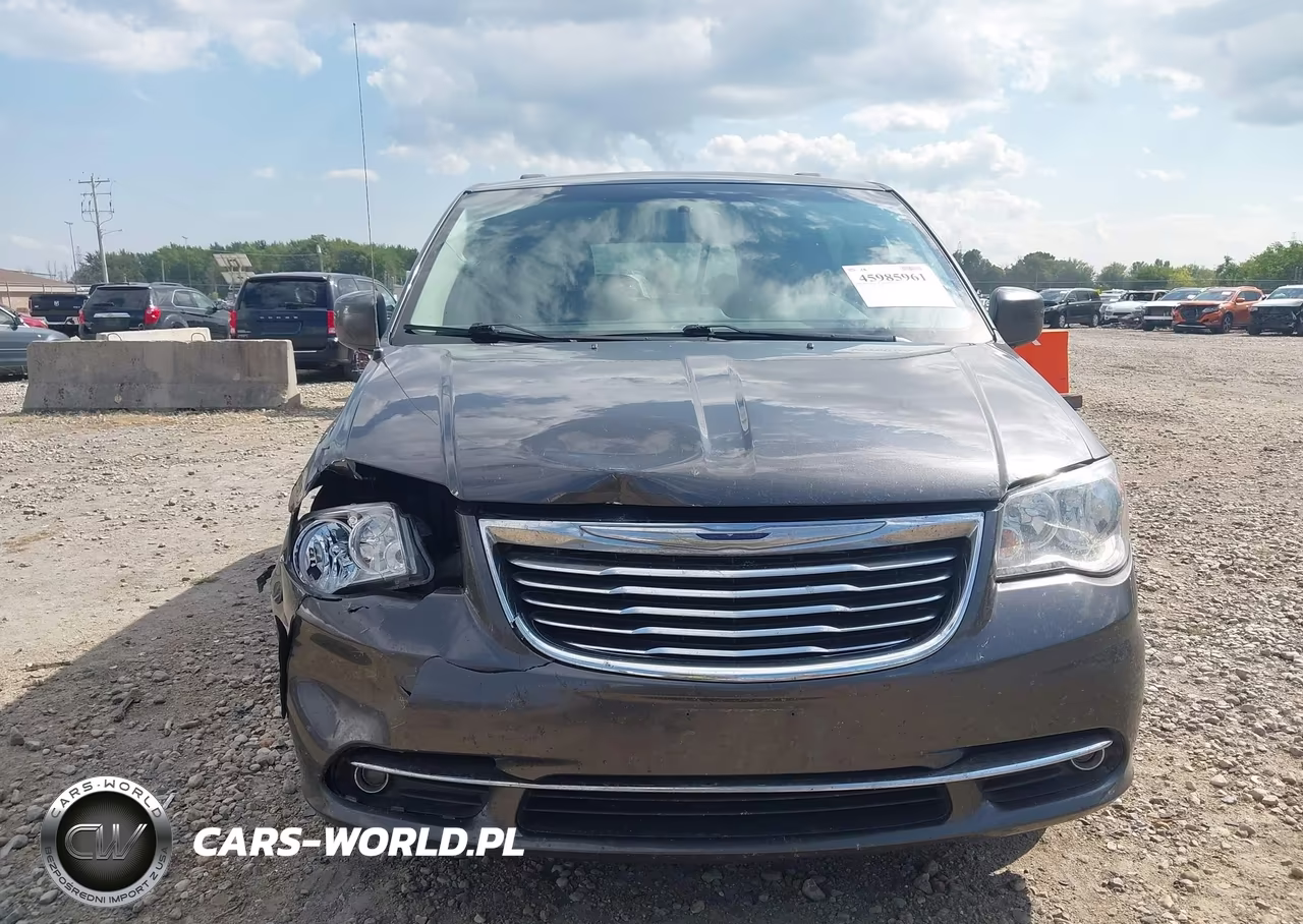 2016 Chrysler Town & Country Touring VIN:2C4RC1BG2GR129467 - 12