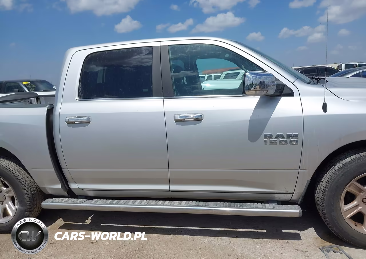 2017 Ram 1500 Lone Star Silver 4X2 5'7 Box VIN:1C6RR6LG8HS805504 - 13