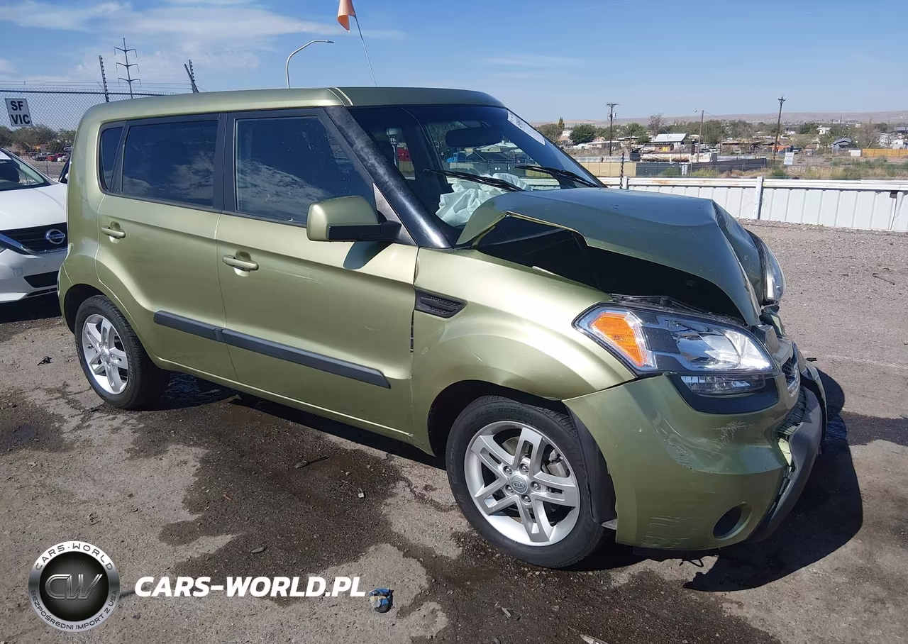 2011 Kia Soul +