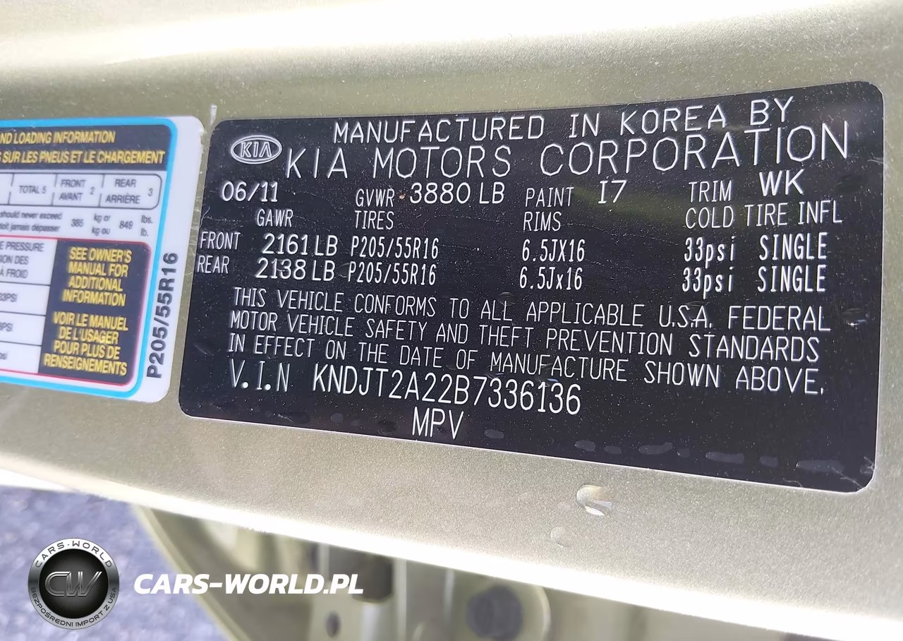 2011 Kia Soul + VIN:KNDJT2A22B7336136 - 9
