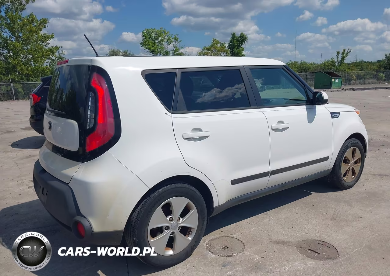2015 Kia Soul VIN:KNDJN2A2XF7168214 - 4
