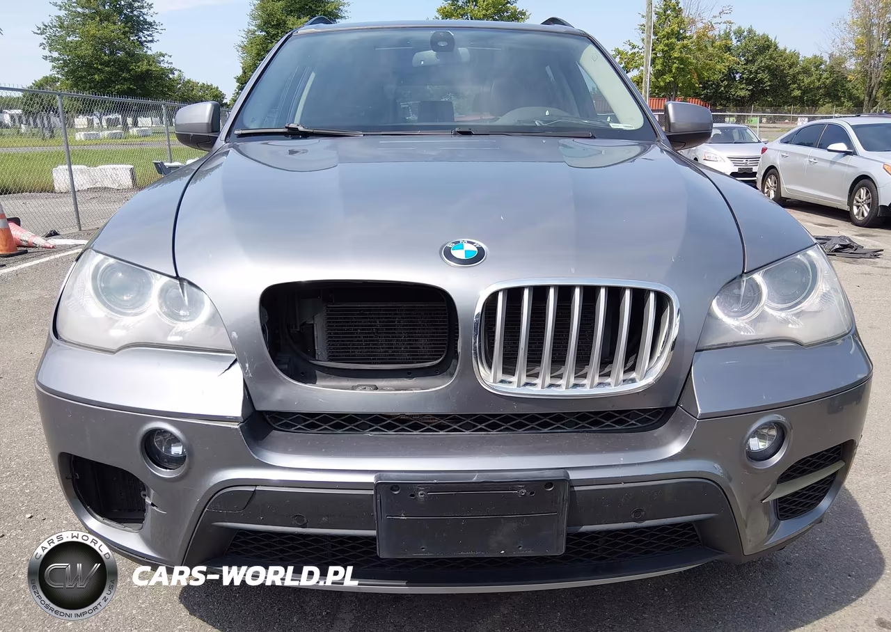 2013 BMW X5 xDrive50I VIN:5UXZV8C59D0C16905 - 6