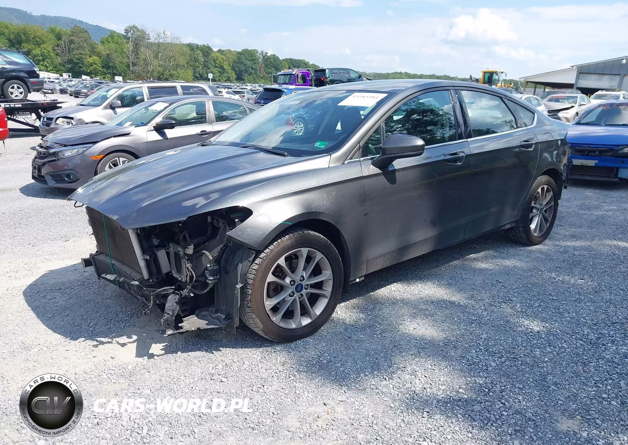 2020 Ford Fusion Se VIN:3FA6P0HD0LR155915 - 2
