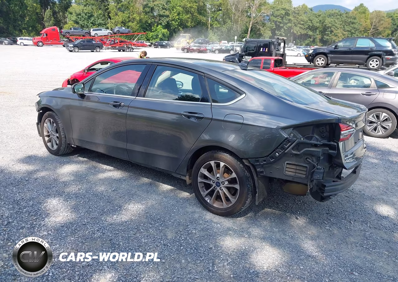 2020 Ford Fusion Se VIN:3FA6P0HD0LR155915 - 3