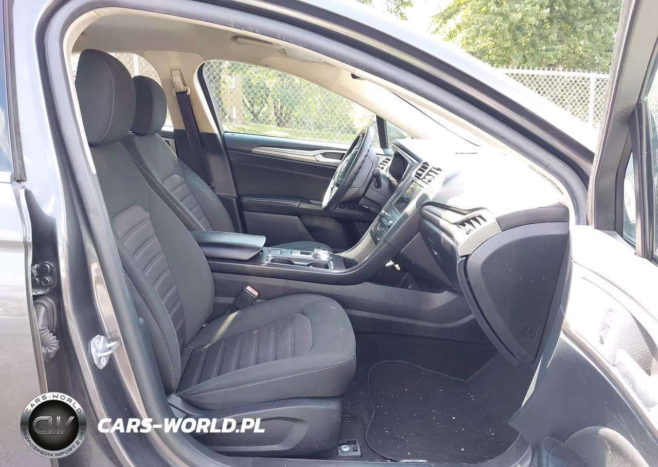2020 Ford Fusion Se VIN:3FA6P0HD0LR155915 - 5