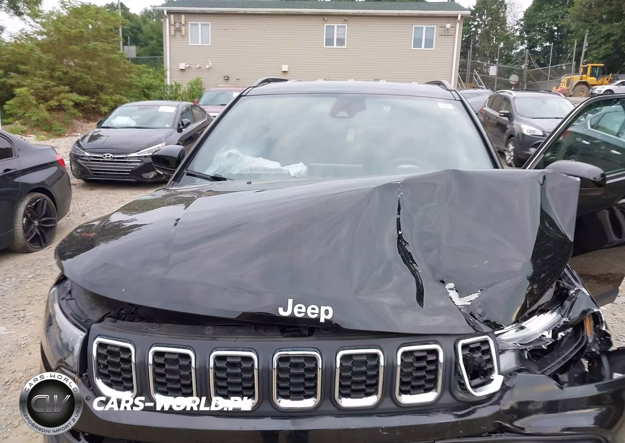 2024 Jeep Compass Latitude Lux Fwd VIN:3C4NJDFN7RT129821 - 10