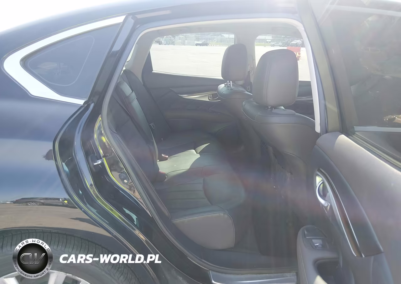 2015 Infiniti Q70 3.7X VIN:JN1BY1ARXFM560925 - 8