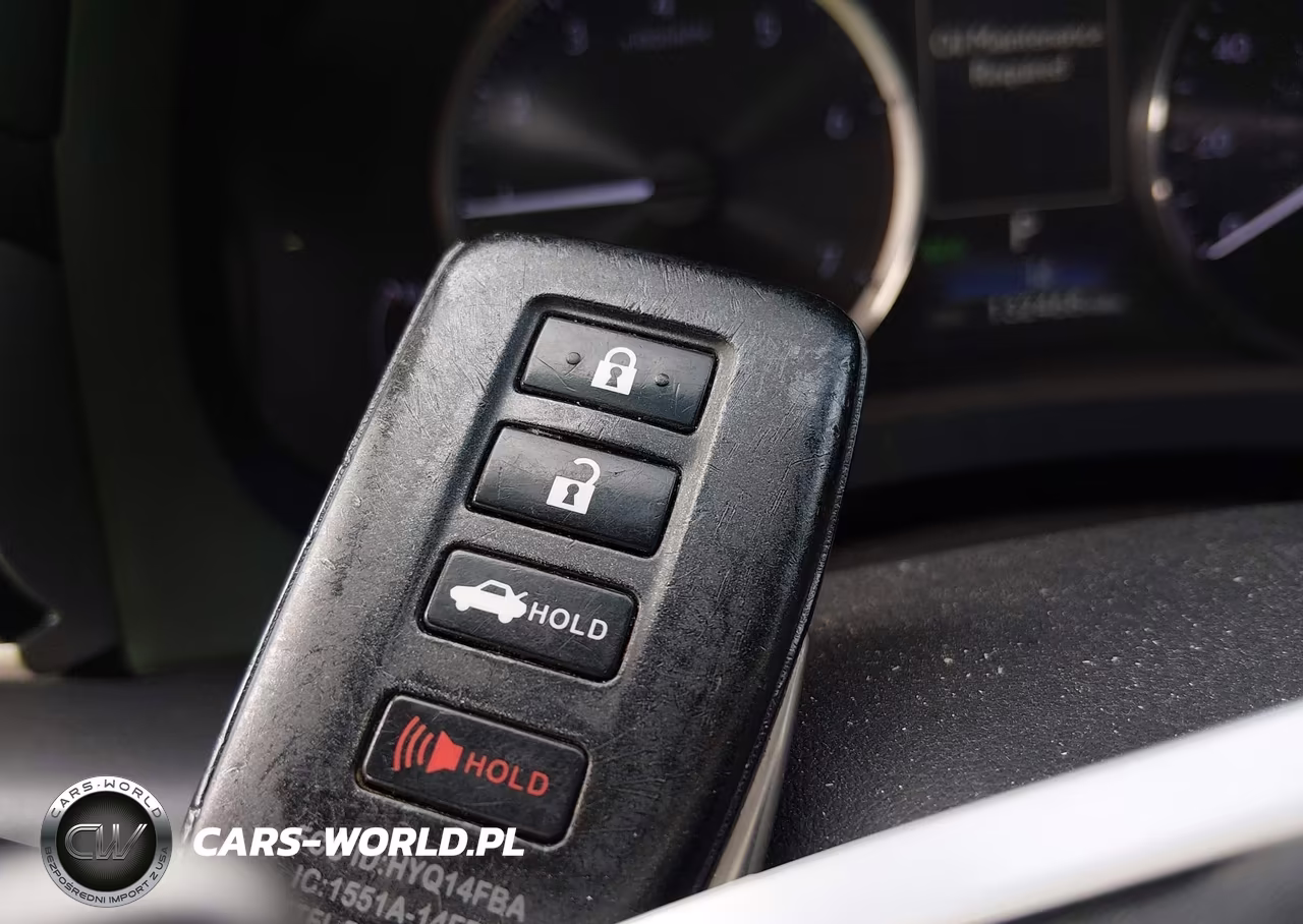 2018 Lexus Is 300 VIN:JTHBA1D21J5067202 - 11