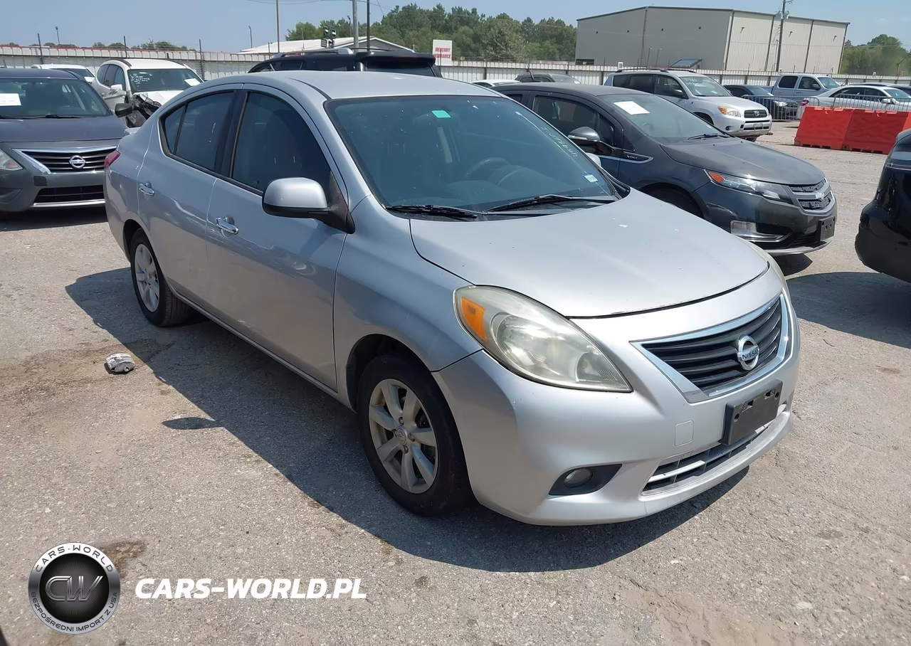 2013 Nissan Versa 1.6 Sl