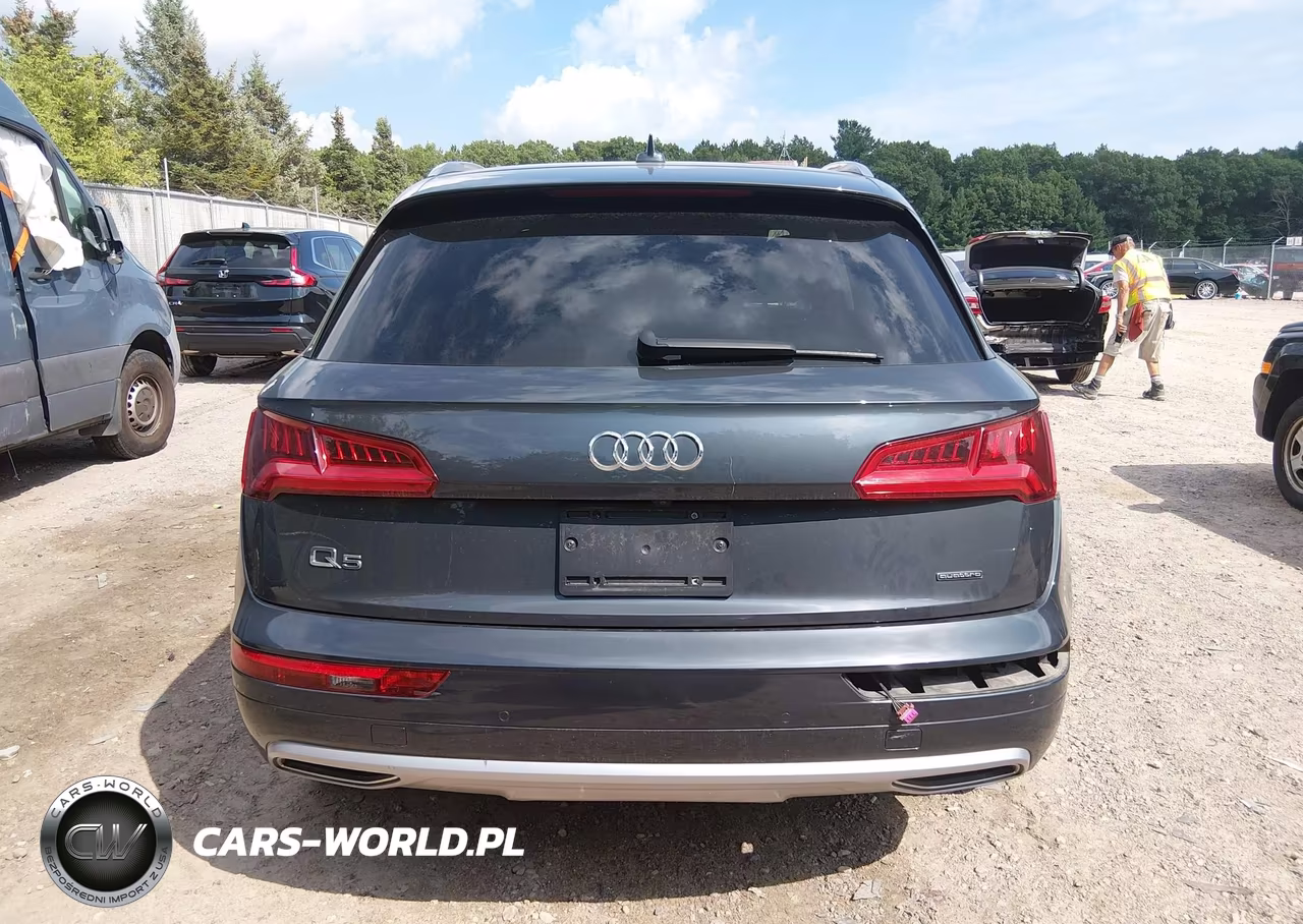 2019 Audi Q5 45 Premium VIN:WA1BNAFY5K2081804 - 17