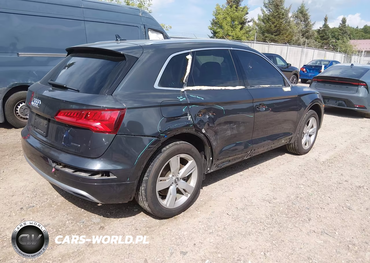 2019 Audi Q5 45 Premium VIN:WA1BNAFY5K2081804 - 4