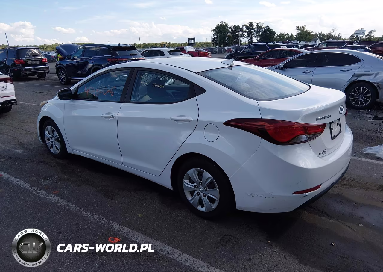 2016 Hyundai Elantra Se VIN:5NPDH4AE1GH752475 - 3