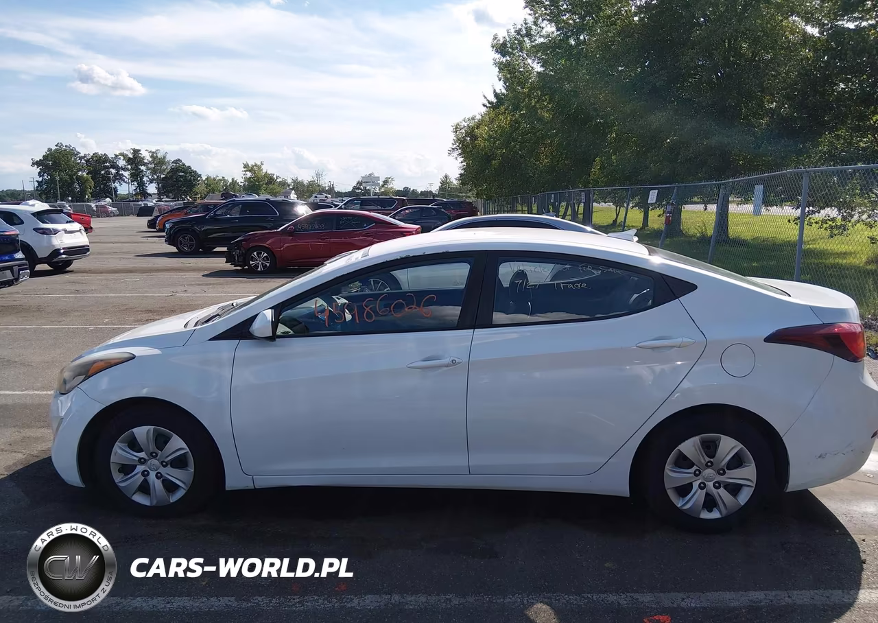 2016 Hyundai Elantra Se VIN:5NPDH4AE1GH752475 - 6