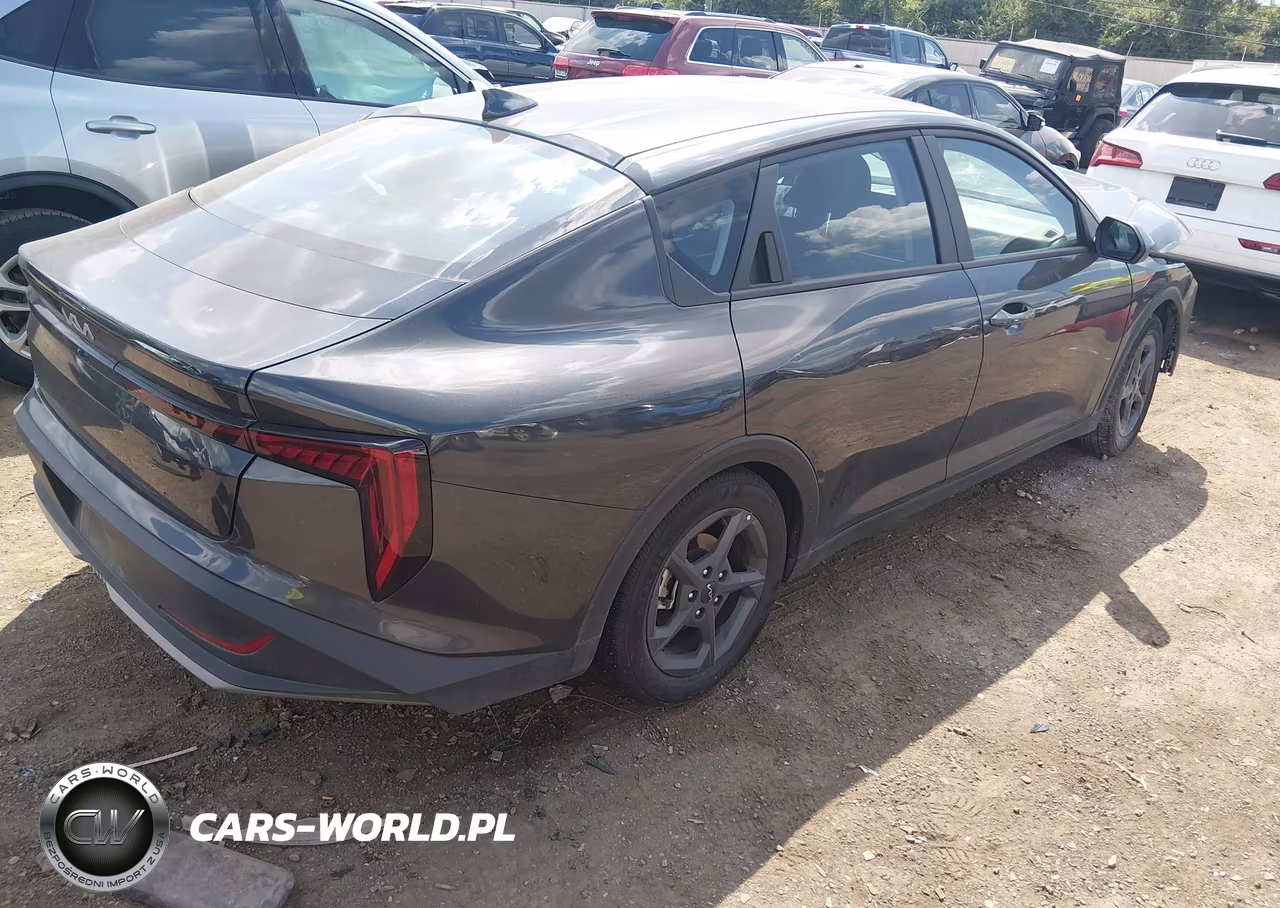 2026 Kia K4 Lxs VIN:3KPFT4DE7TE286200 - 4