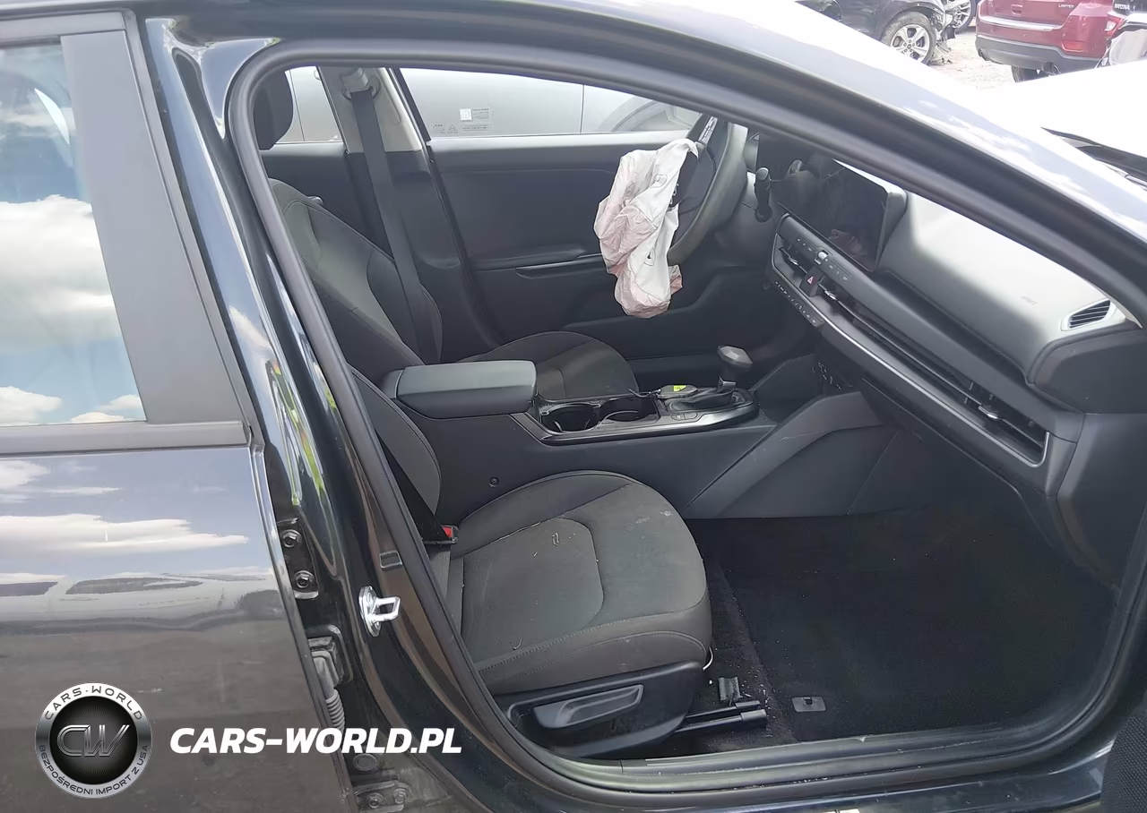 2026 Kia K4 Lxs VIN:3KPFT4DE7TE286200 - 5