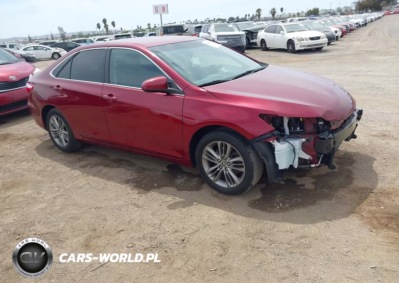 2016 Toyota Camry Se – zdjęcie 1 z 17