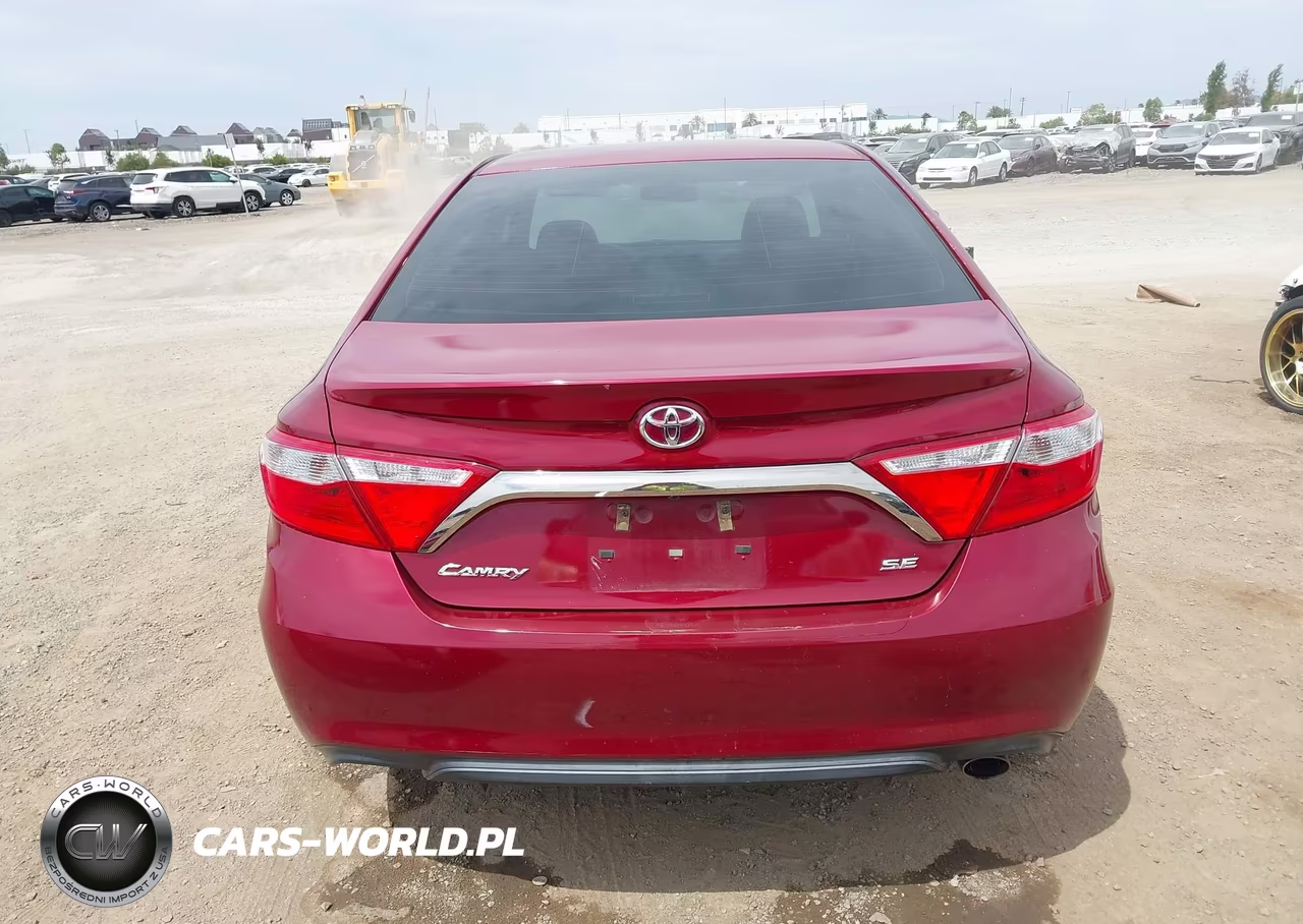 2016 Toyota Camry Se VIN:4T1BF1FK4GU500196 - 17