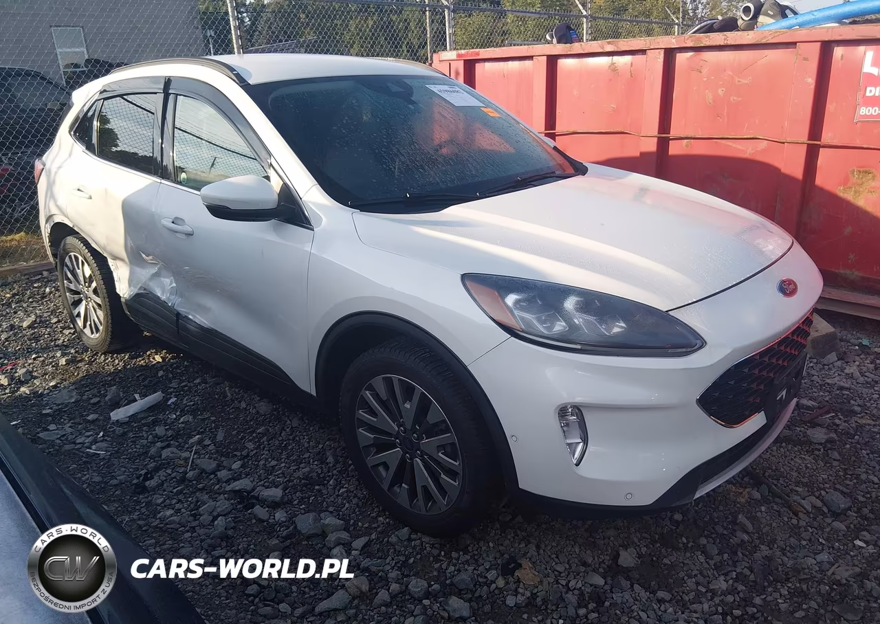 2020 Ford Escape Titanium