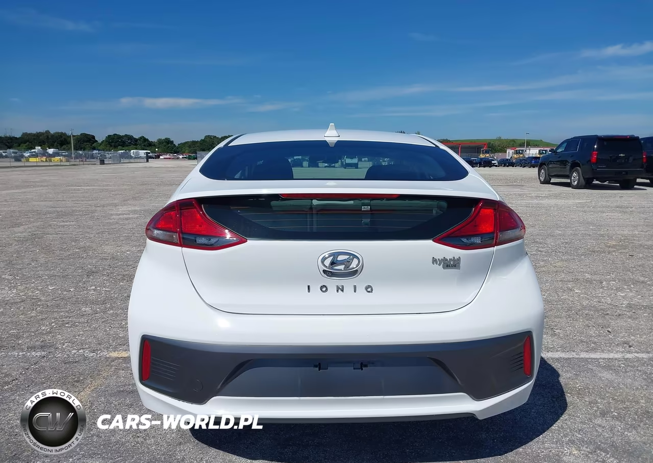 2021 Hyundai Ioniq Hybrid Blue VIN:KMHC65LC1MU247875 - 16