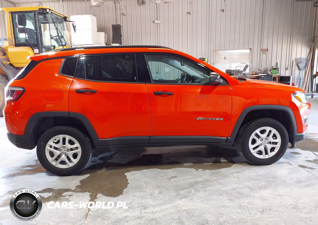 2018 Jeep Compass Sport 4X4 VIN:3C4NJDAB6JT392271 - 16