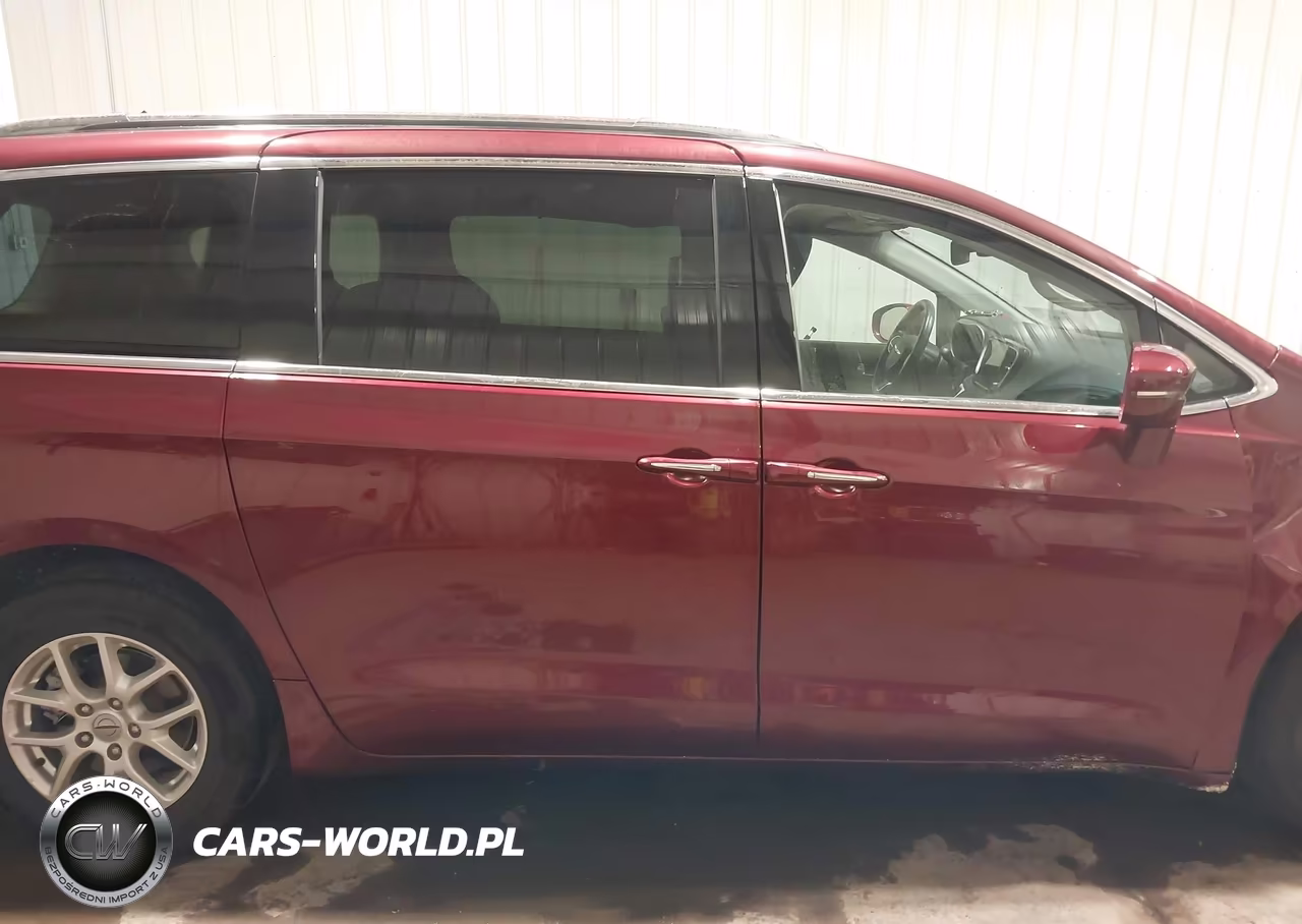 2021 Chrysler Pacifica Touring L VIN:2C4RC1BG1MR593037 - 13