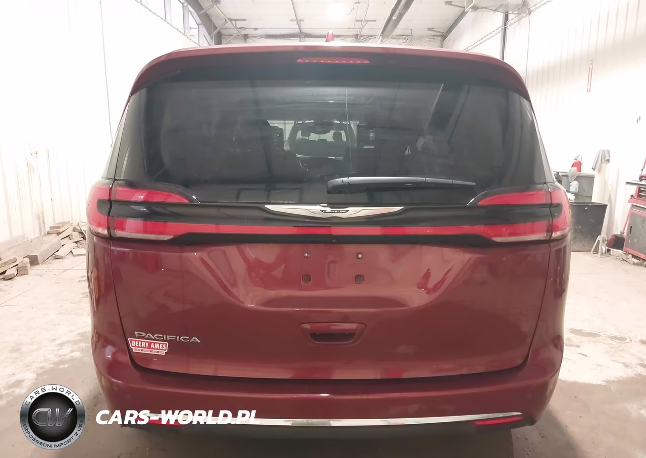 2021 Chrysler Pacifica Touring L VIN:2C4RC1BG1MR593037 - 16
