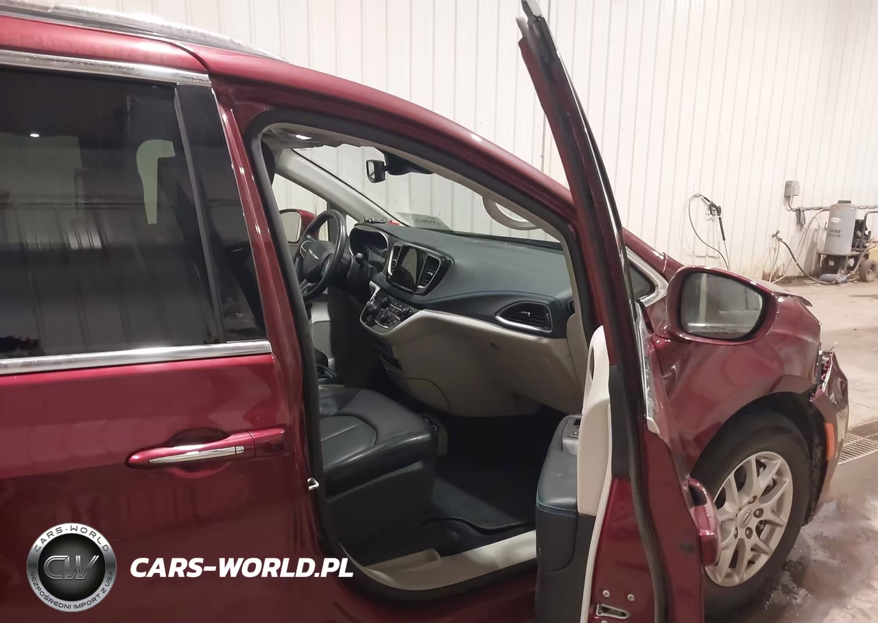 2021 Chrysler Pacifica Touring L VIN:2C4RC1BG1MR593037 - 5