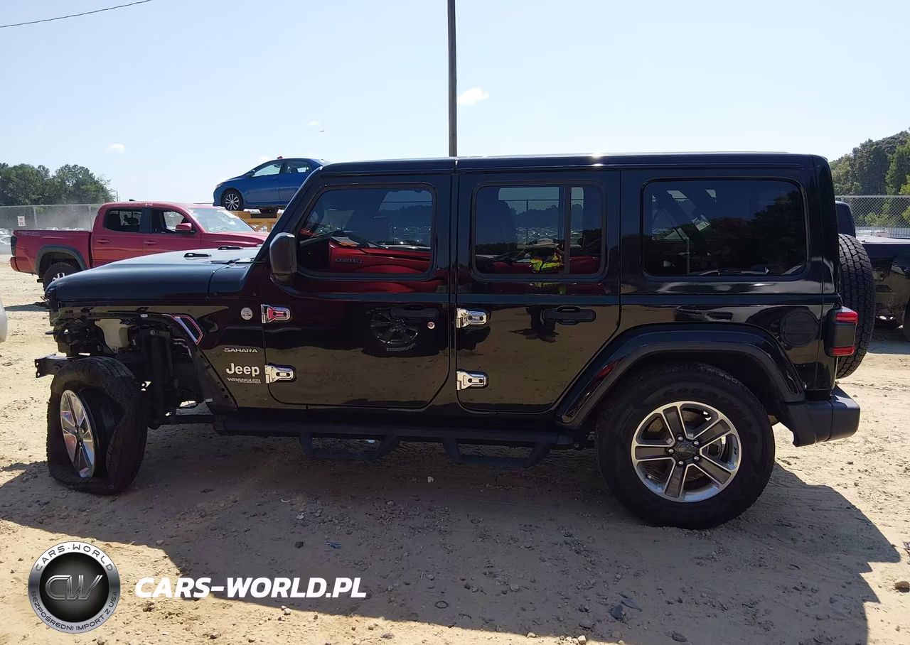 2020 Jeep Wrangler Unlimited Sahara 4X4 VIN:1C4HJXEN8LW285013 - 15
