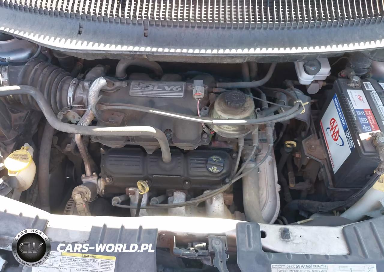 2007 Chrysler Town & Country VIN:1A4GJ45R97B141300 - 10