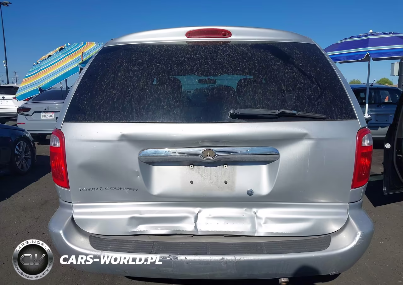 2007 Chrysler Town & Country VIN:1A4GJ45R97B141300 - 6