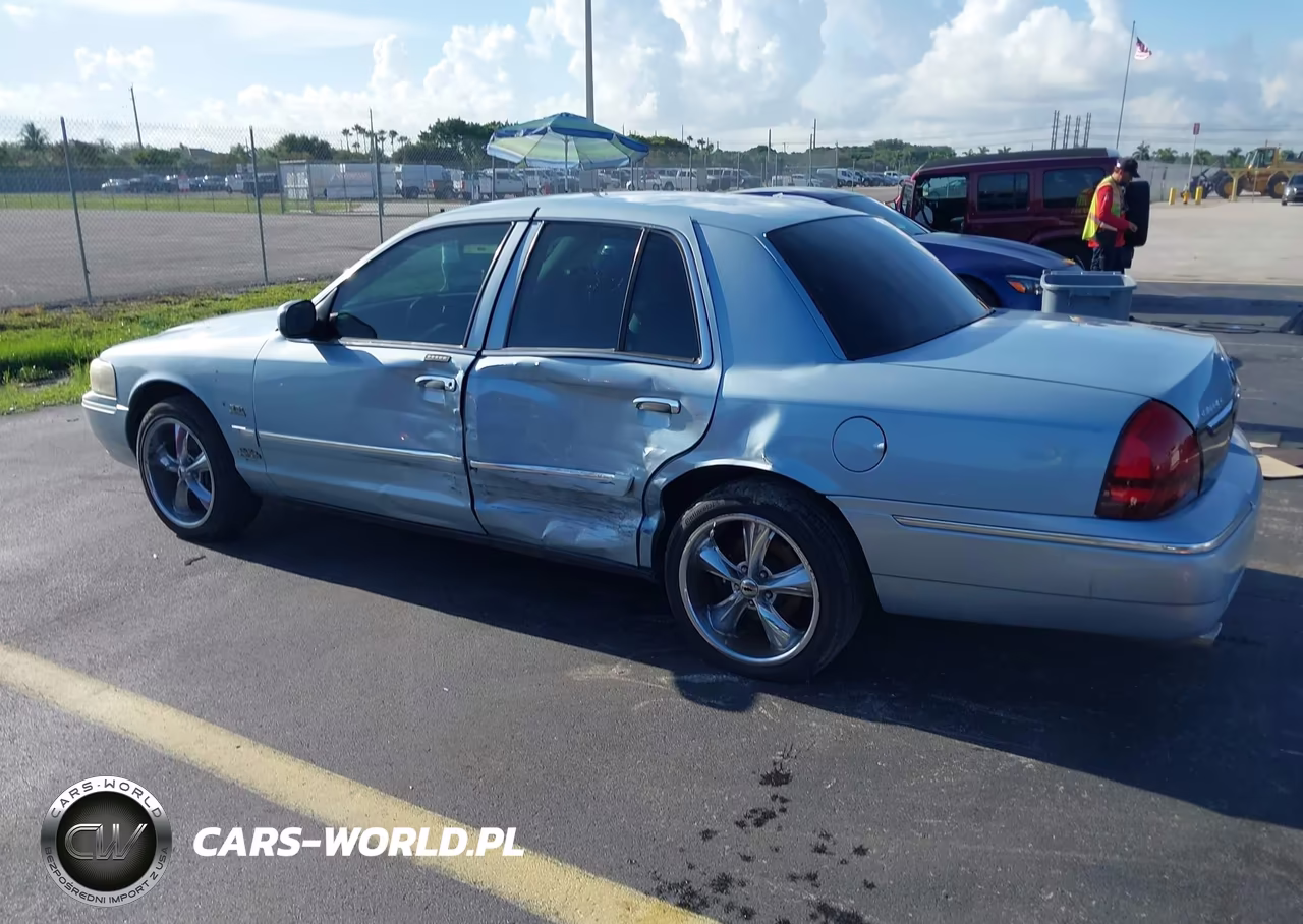 2007 Mercury Grand Marquis Gs VIN:2MEFM74V57X622097 - 14