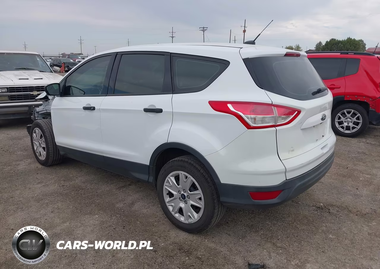 2015 Ford Escape S VIN:1FMCU0F7XFUB29690 - 3