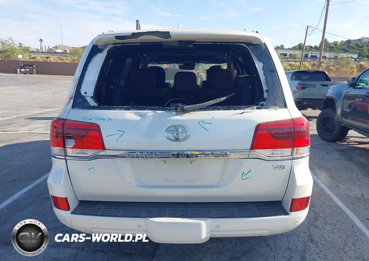 2016 Toyota Land Cruiser V8 VIN:JTMCY7AJ7G4046076 - 16