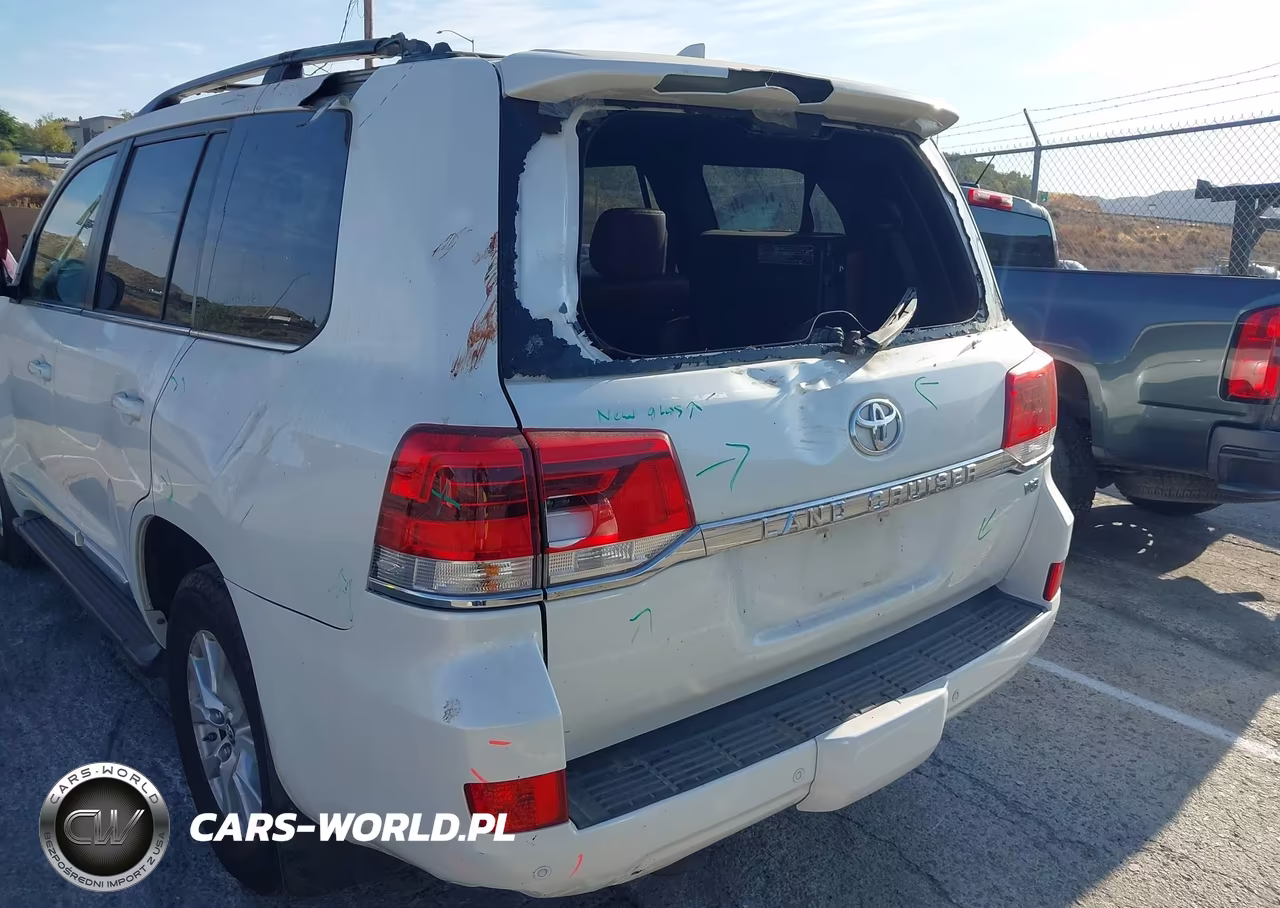 2016 Toyota Land Cruiser V8 VIN:JTMCY7AJ7G4046076 - 18