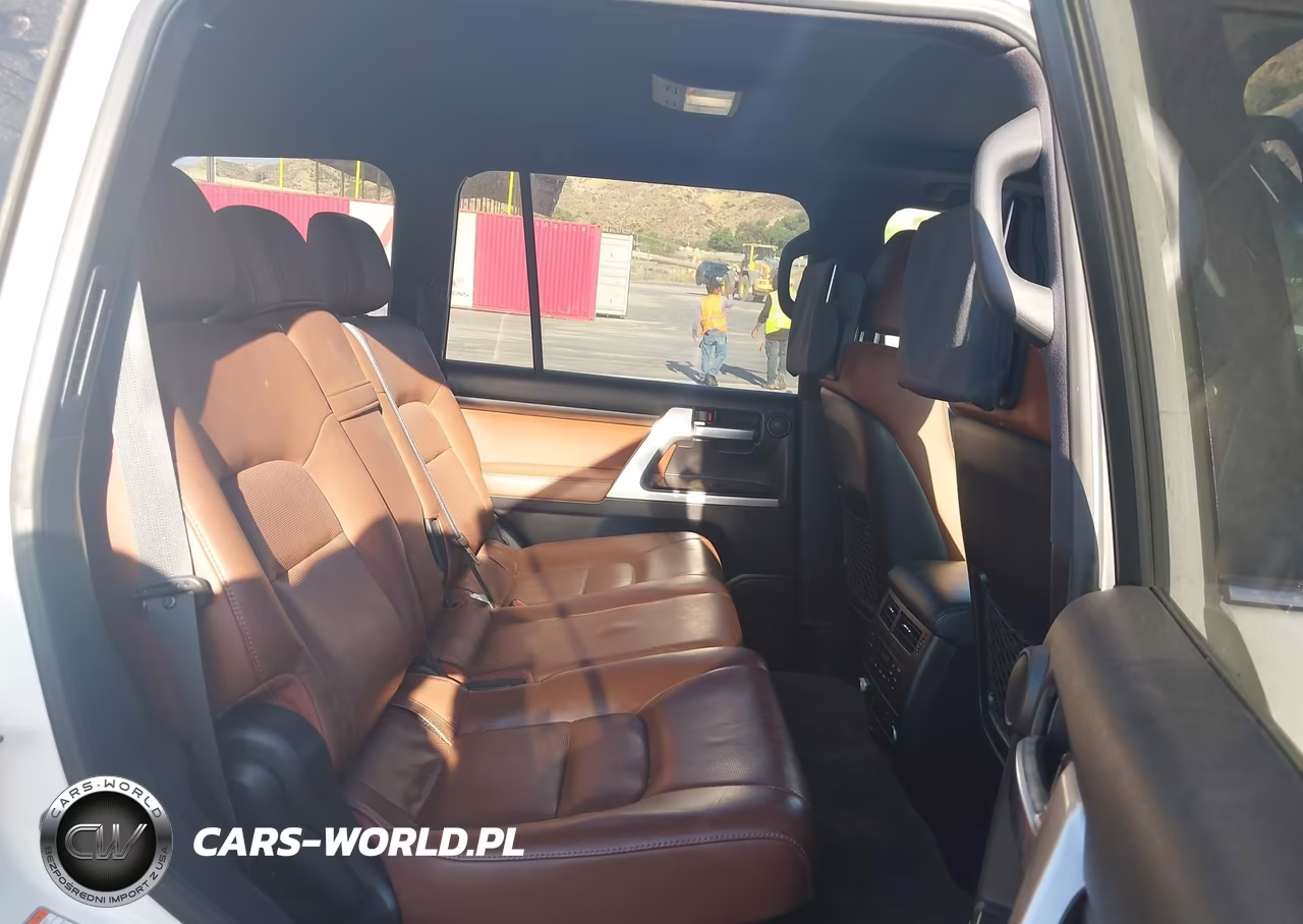 2016 Toyota Land Cruiser V8 VIN:JTMCY7AJ7G4046076 - 8