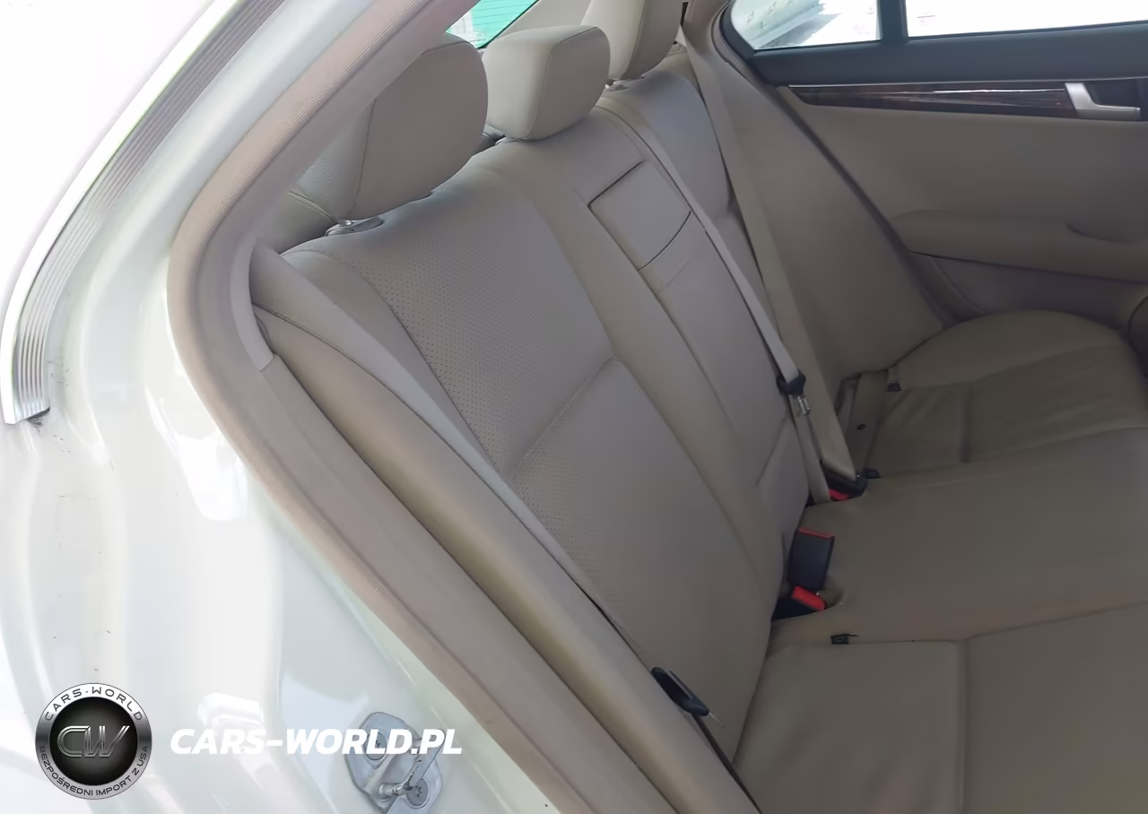 2012 Mercedes-Benz C 250 Sport VIN:WDDGF4HB7CR219389 - 8