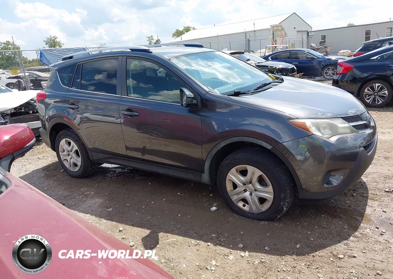 2015 Toyota Rav4 Le VIN:JTMBFREV8FD174559 - 13