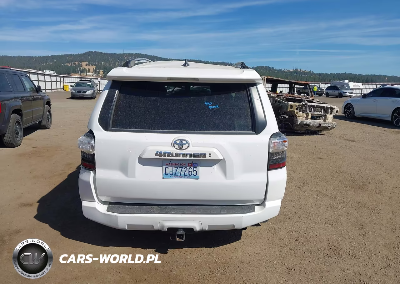 2021 Toyota 4Runner Sr5 VIN:JTEMU5JR9M5942178 - 16
