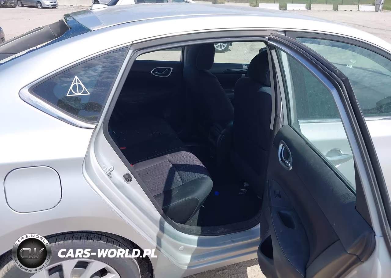 2018 Nissan Sentra Sv VIN:3N1AB7AP0JL647542 - 8
